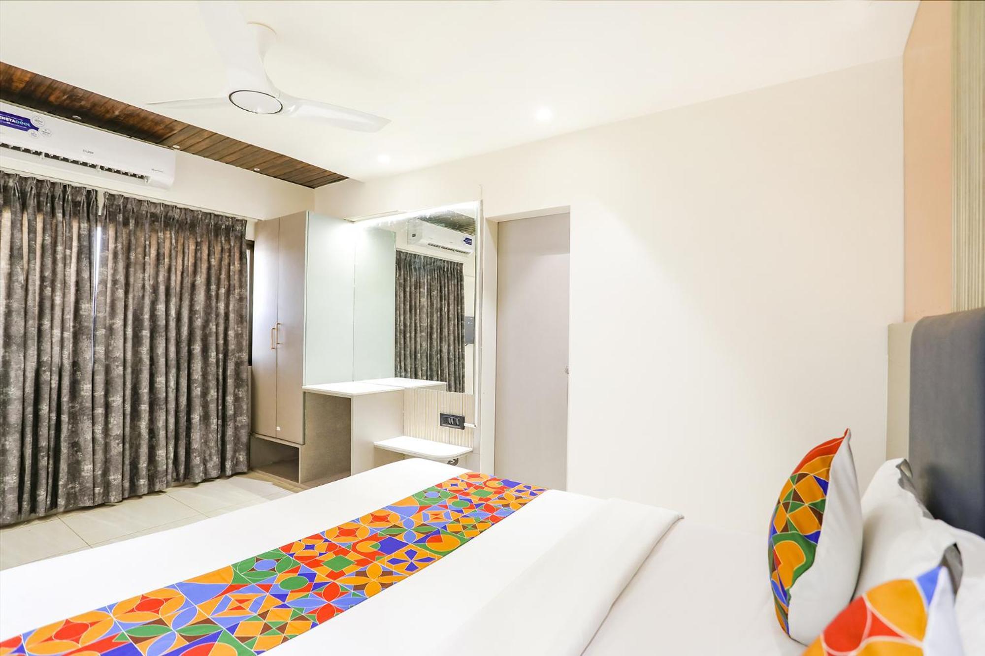 Fabhotel Shirdi Park Inn ภายนอก รูปภาพ